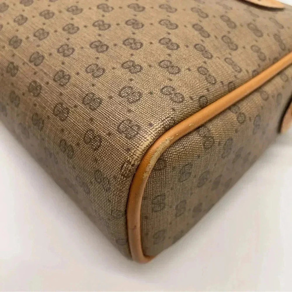 Authentic GUCCI GG Micro Beige Shoulder Bag - Picture 8 of 15